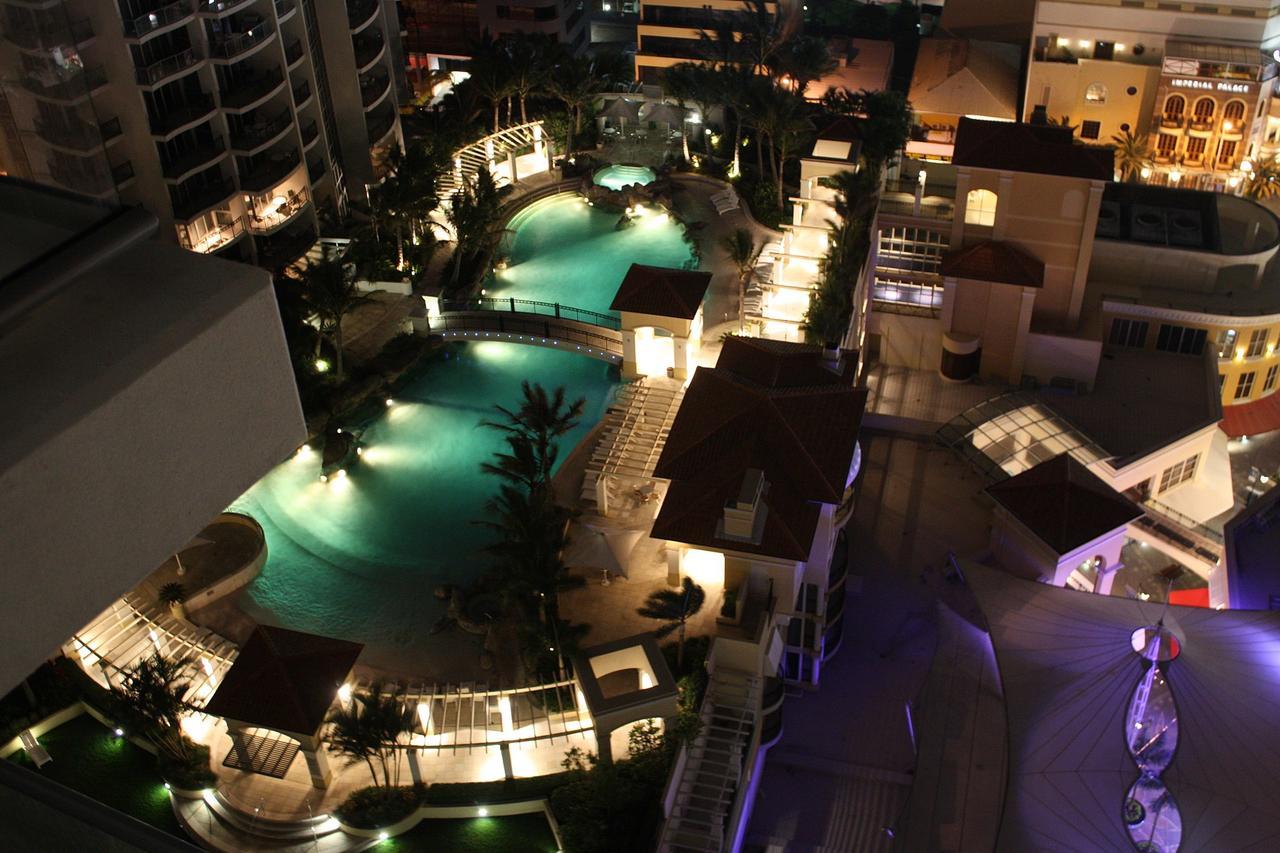 Peepsleep Chevron Towers Gold Coast Exterior foto
